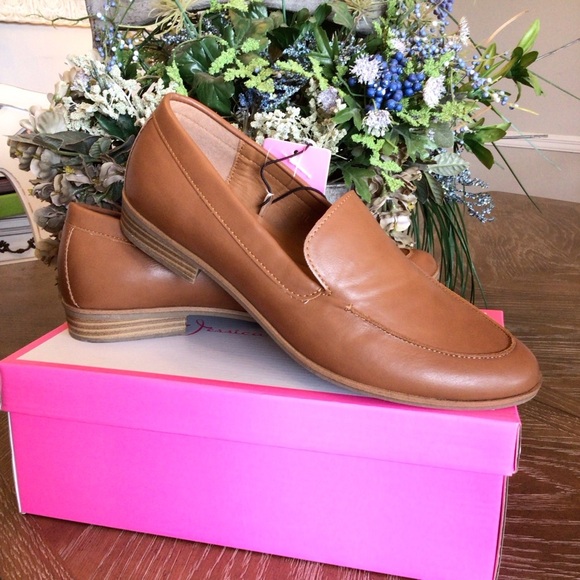 Jessica Carlyle Womens Tan Jenoa Flat Loafer Comfort Shoe - Picture 1 of 8